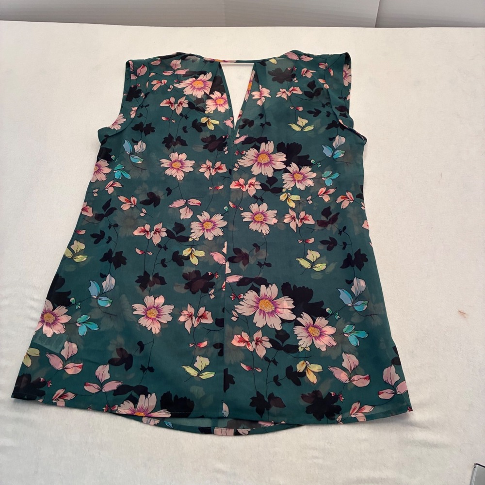 Cabi Teal Green Floral Sleeveless V-Neck Blouse with Back Cut-Out Detail Size S